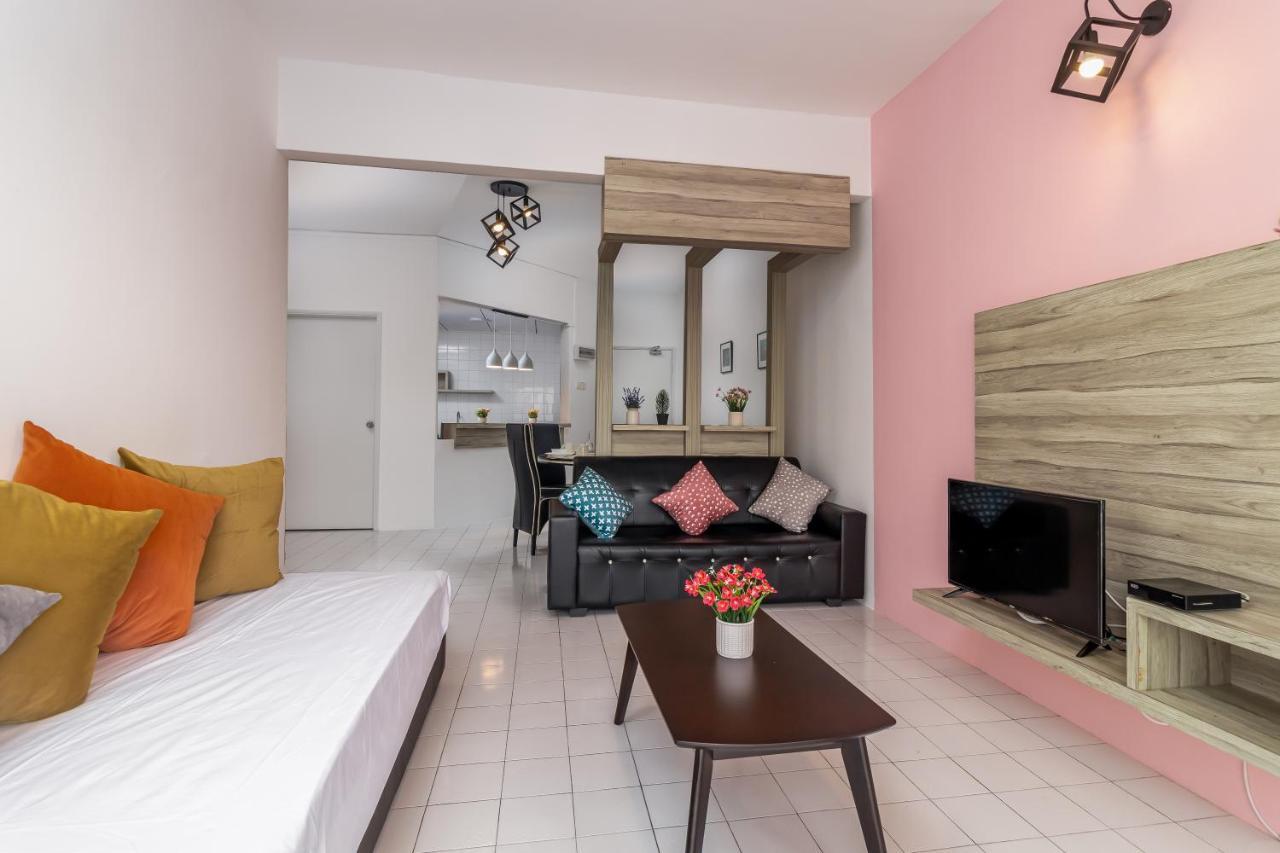 Condo At Melaka Raya By Idealhub Exterior photo